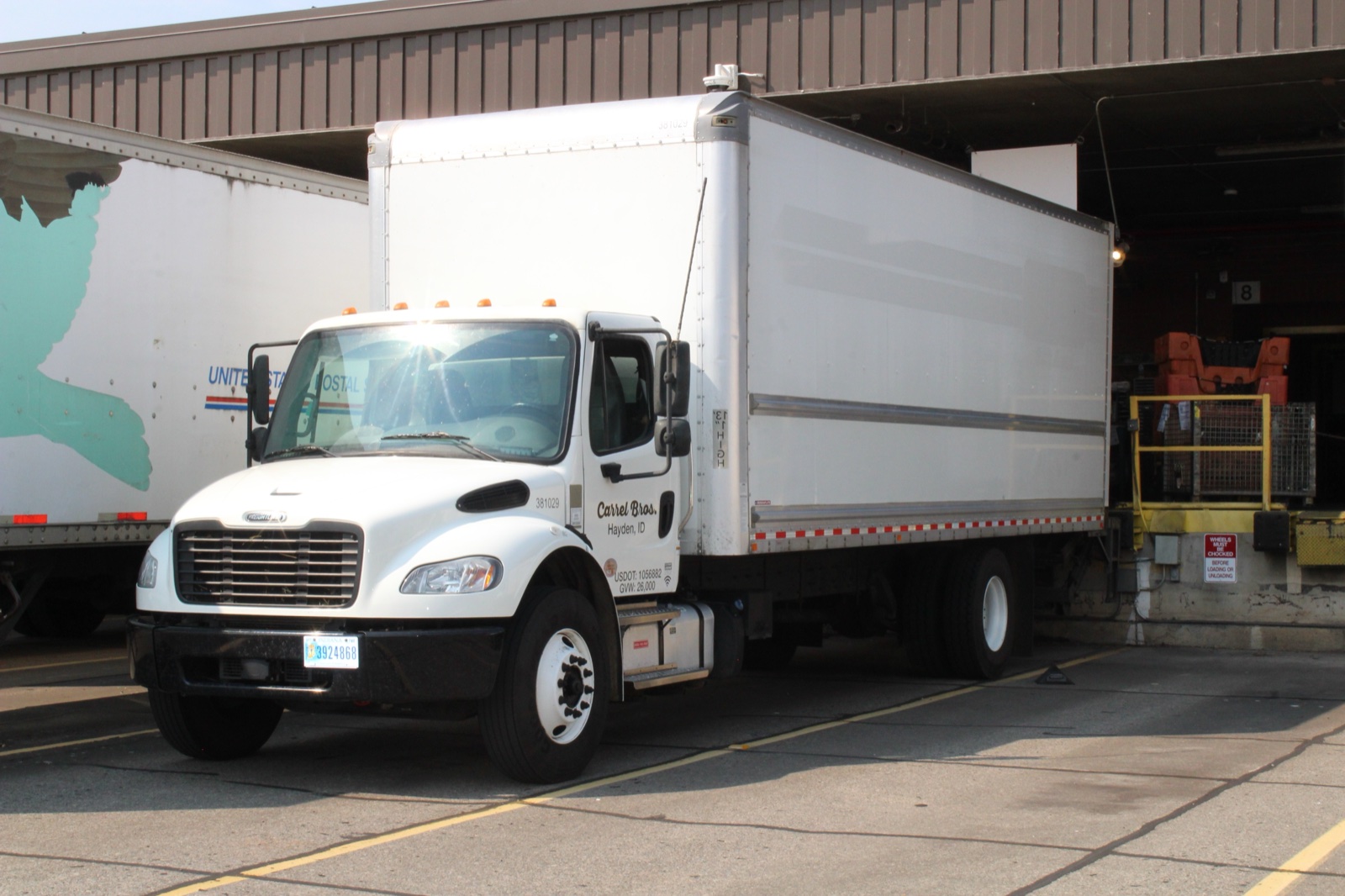 Carrel Bros truck serving an Oregon route